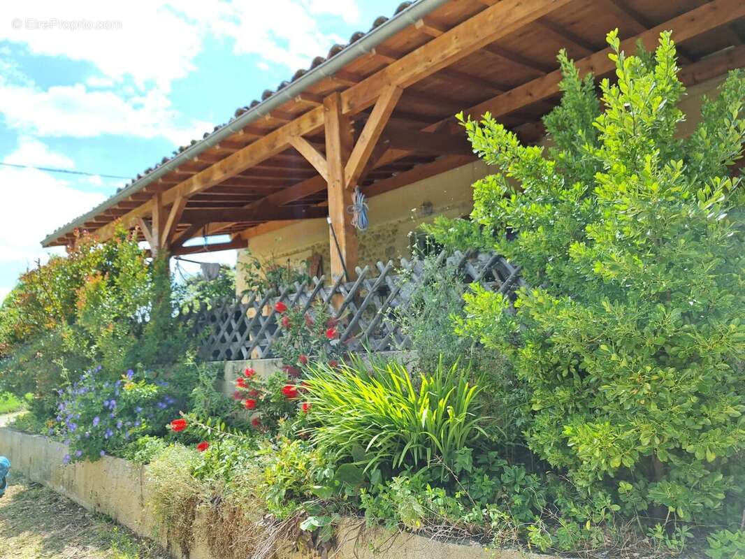 Maison à RIGUEPEU