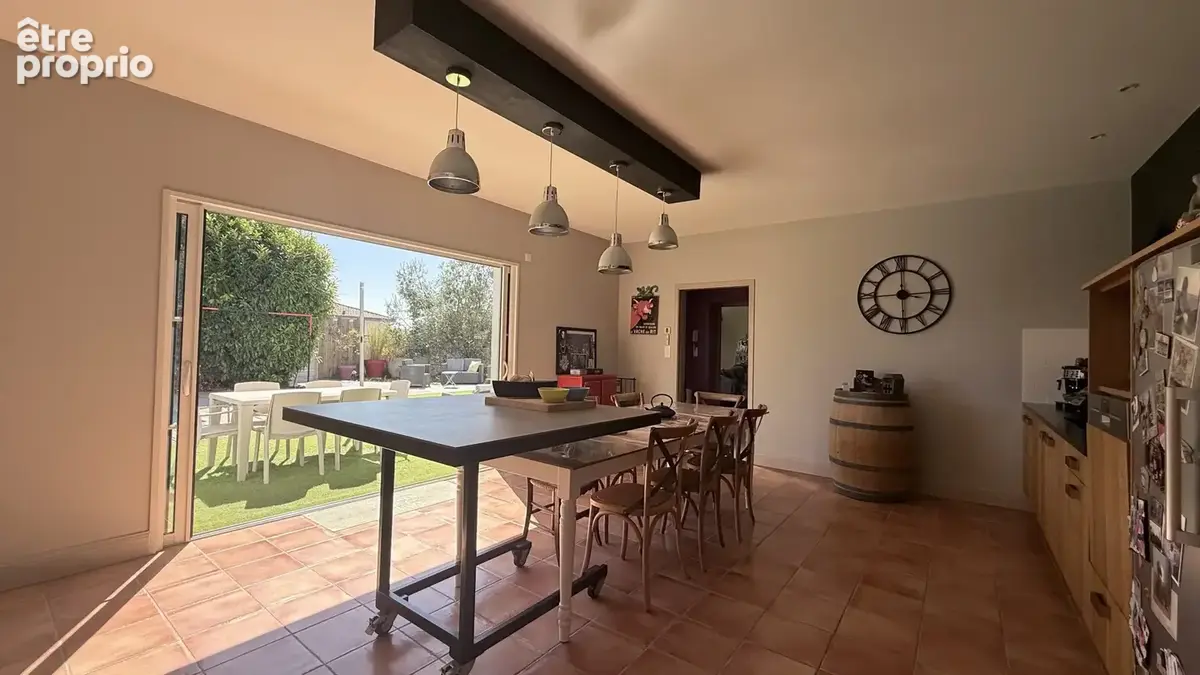 Maison 6 pièces 236 m² à vendre à Saint-Rogatien (17220) - photo 4