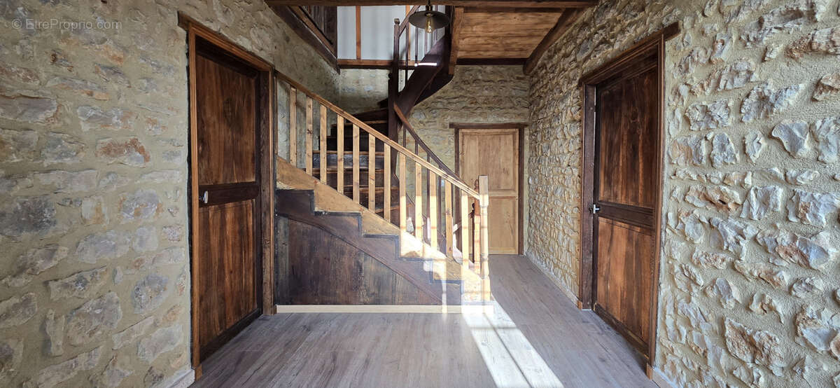 Maison à CEAUX-EN-COUHE