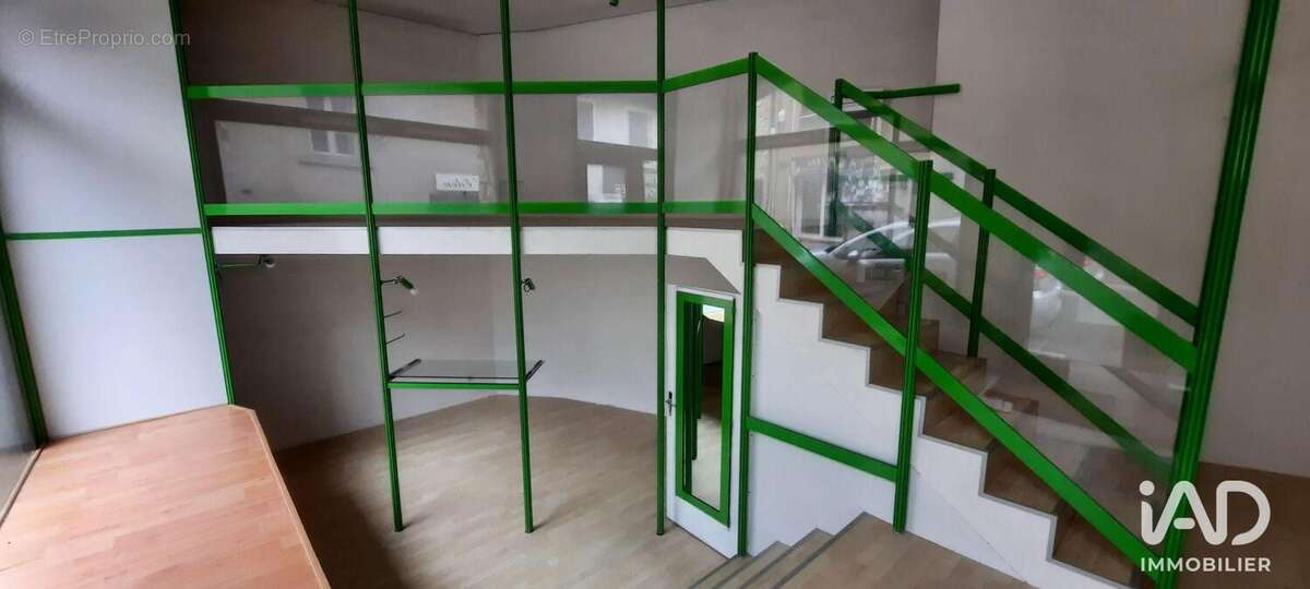 Photo 2 - Commerce à MONTBAZENS