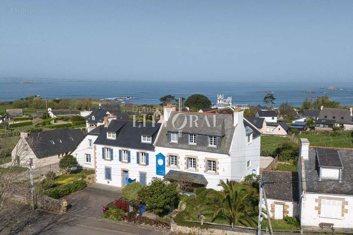 Maison à PLOUGASNOU
