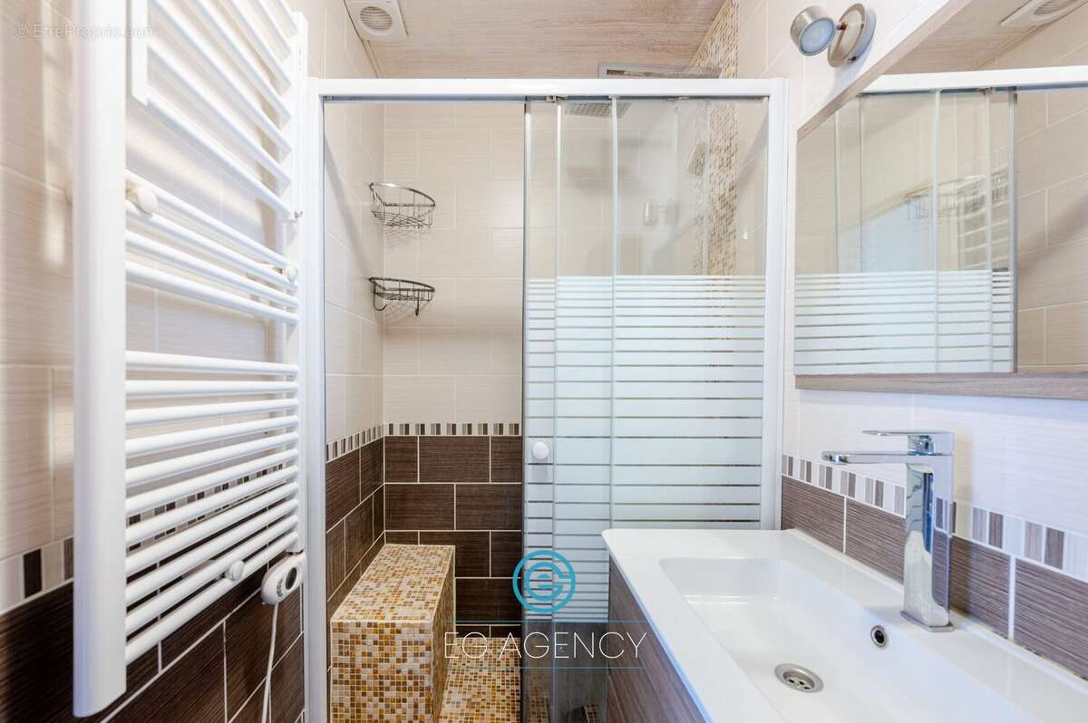 Appartement à MARSEILLE-9E
