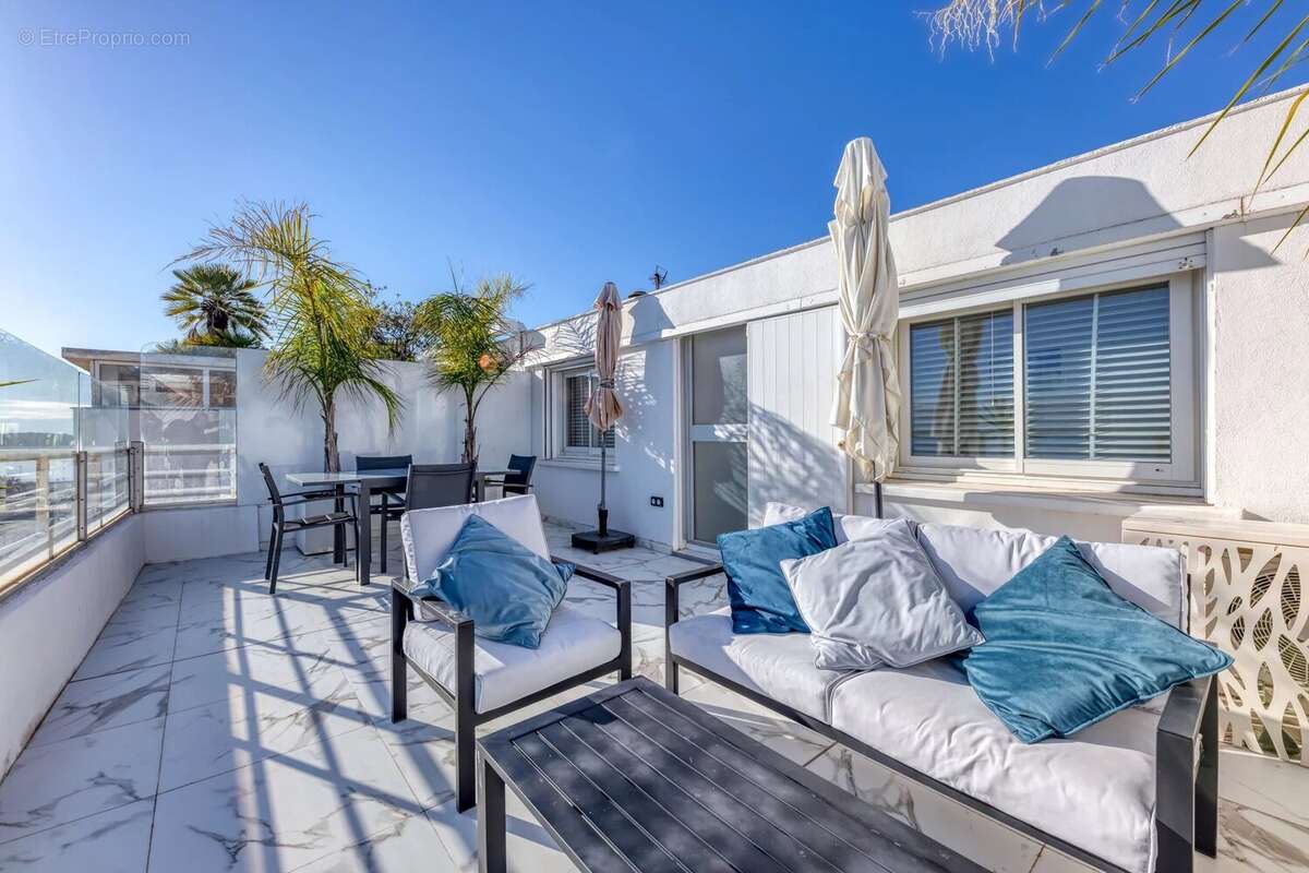 Appartement à CANNES