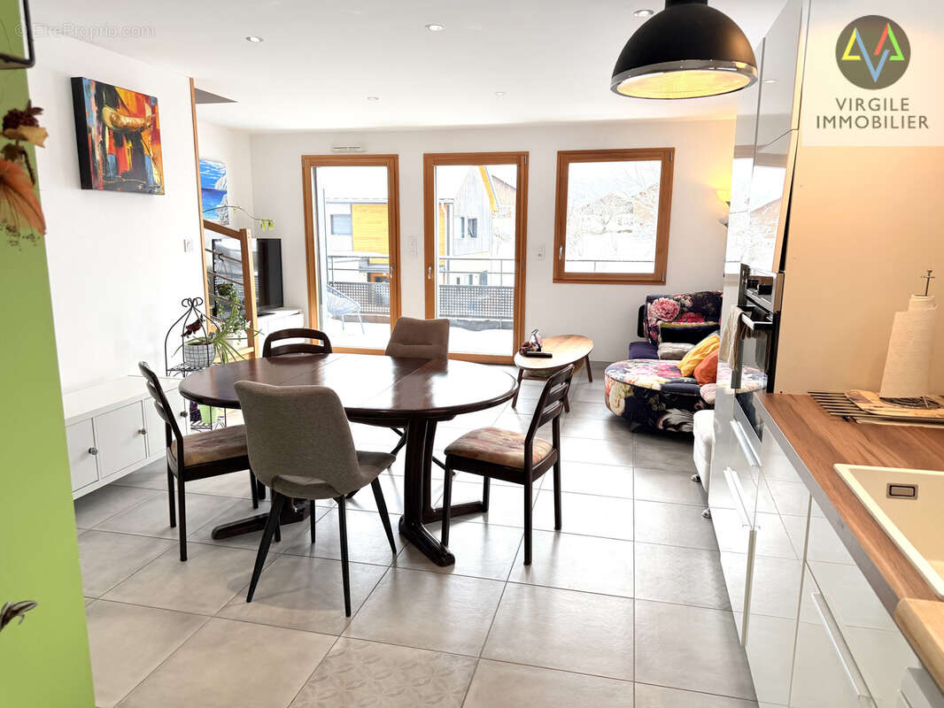 Appartement à LES GRANGETTES