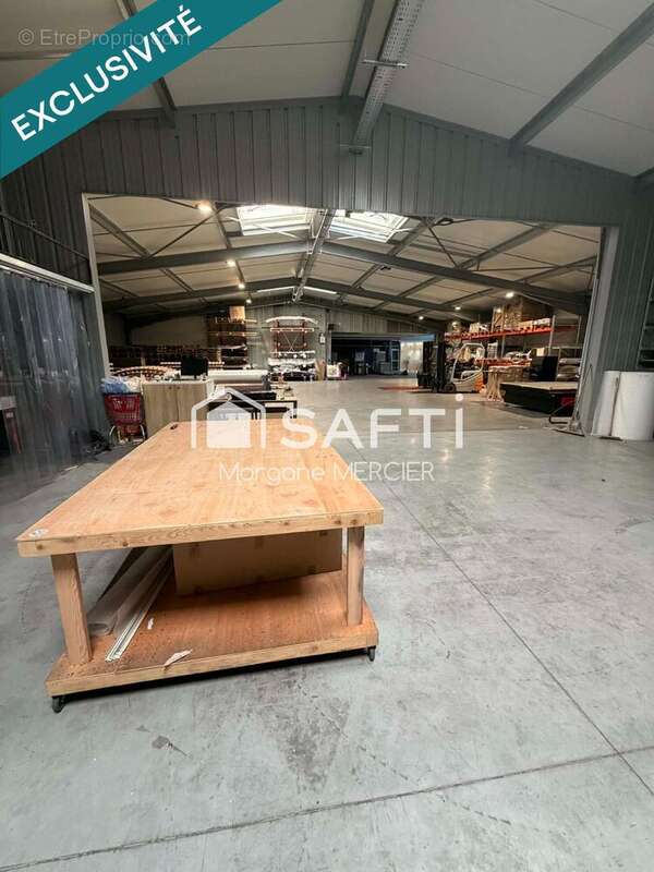 Photo 8 - Commerce à THOUARS