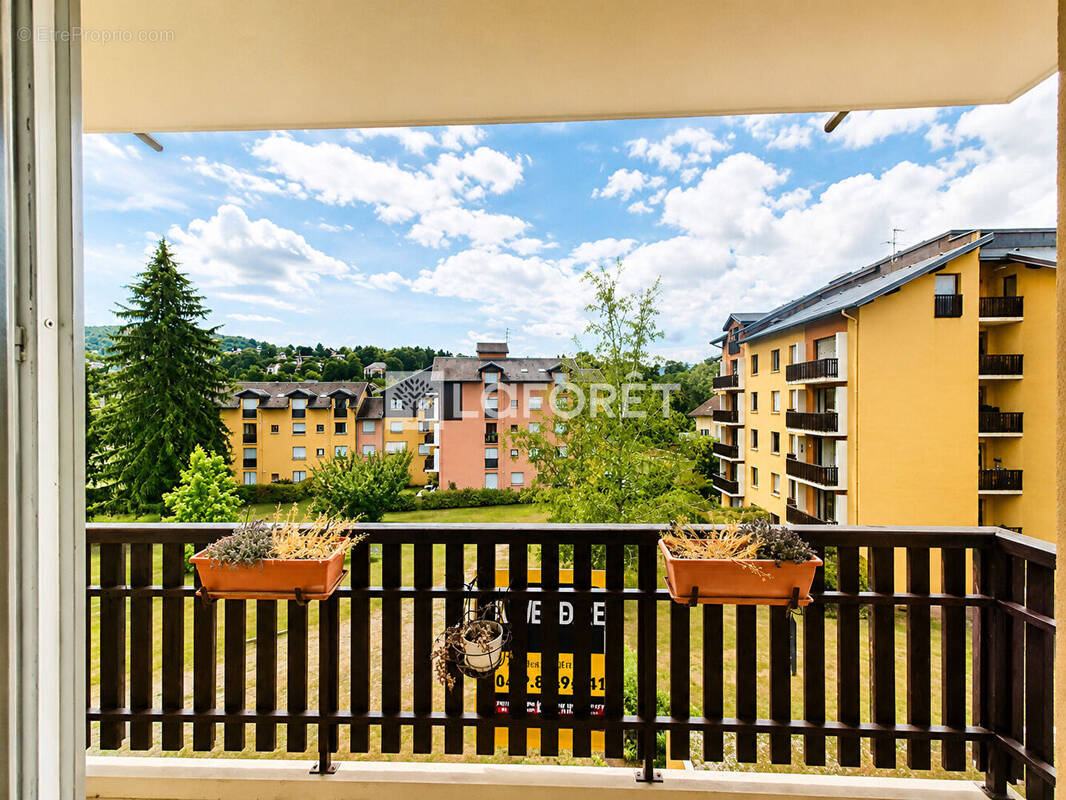 Appartement à BARBERAZ