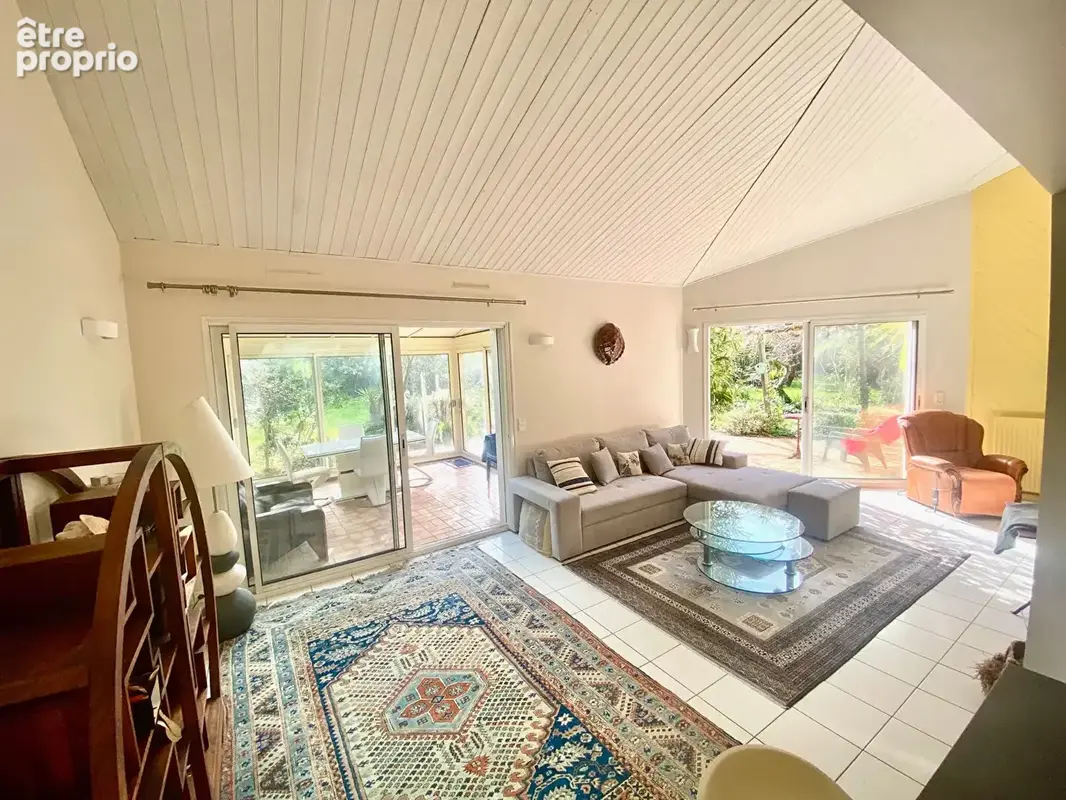 Maison 148 m²  sur terrain arboré de 1300m2 Quartier Petit Paris - photo 5