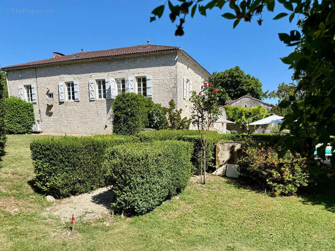 Maison à LALBENQUE