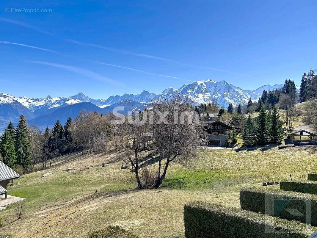 Appartement à COMBLOUX