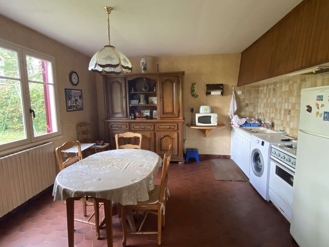 Maison à SAINT-MARTIN-DU-PUY