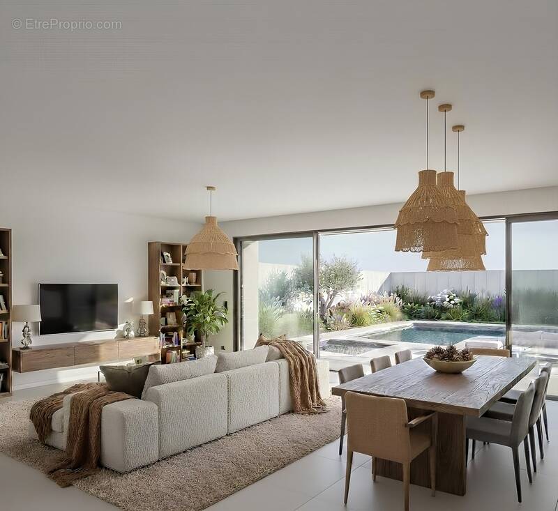 Maison à FREJUS