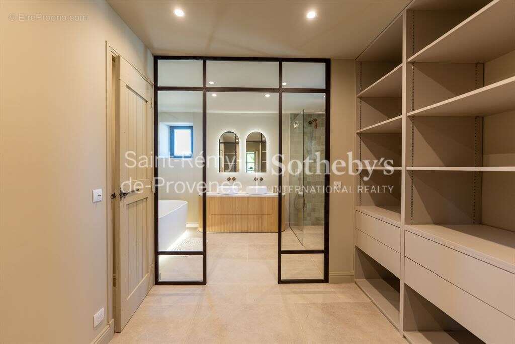 Maison à SAINT-REMY-DE-PROVENCE