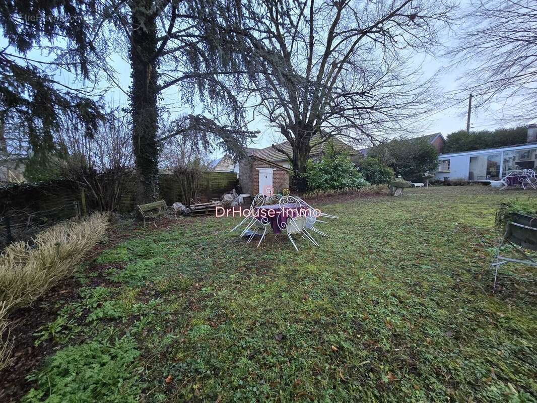 Maison à ELINCOURT-SAINTE-MARGUERITE