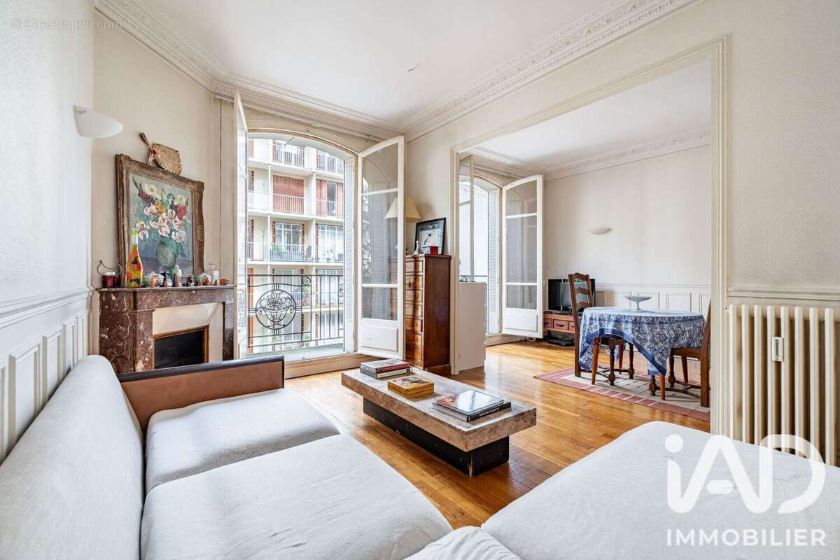 Photo 5 - Appartement à LA GARENNE-COLOMBES