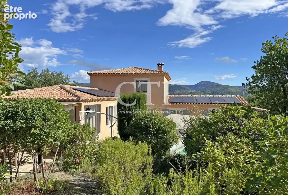 À vendre Villa provençale avec piscine et appartement indépendant - photo 2