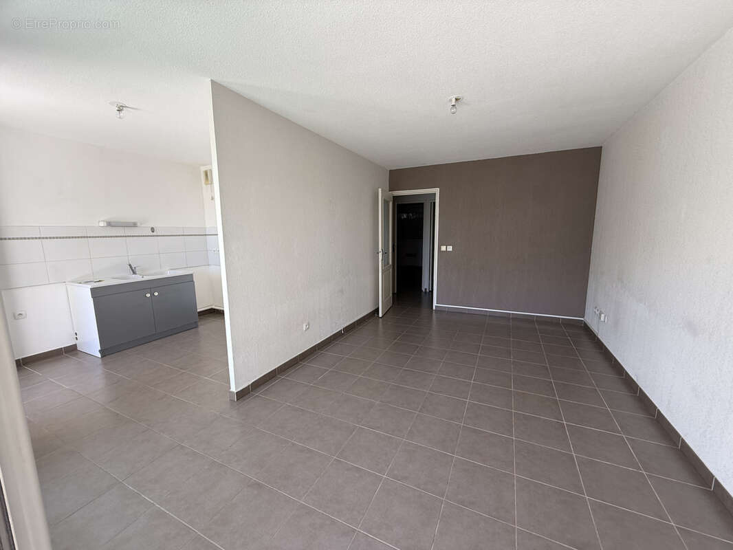 Appartement à LE CRES