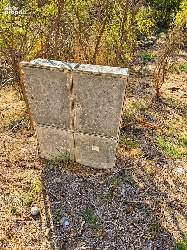 Terrain constructible à vendre à Villeneuve-les-avignon - 1037m2 viabilisé - photo 4