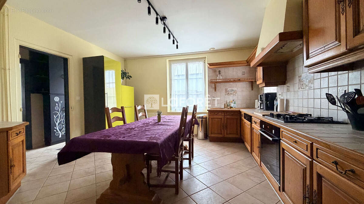 Maison à SERVON-MELZICOURT