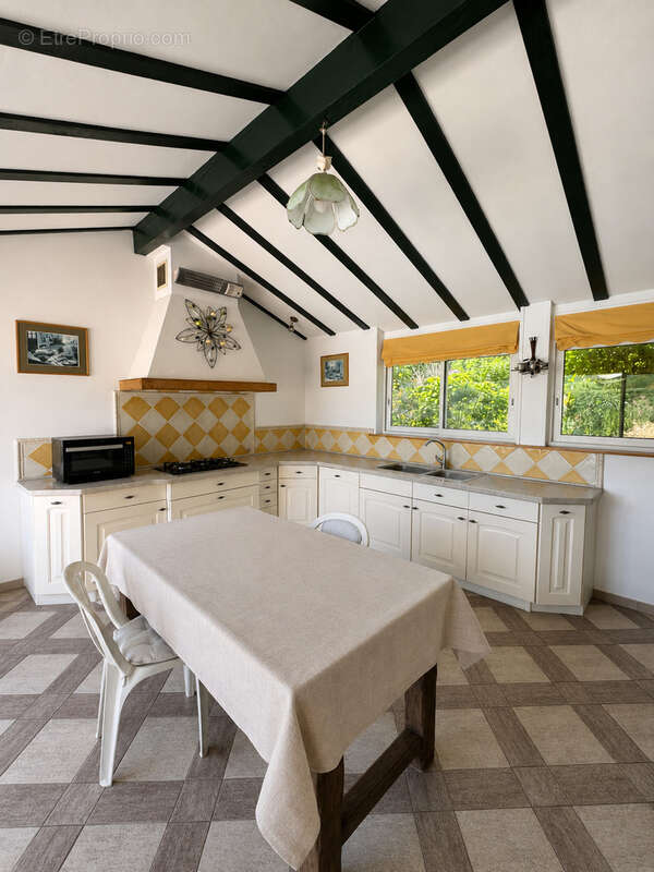 Maison à BASSUSSARRY