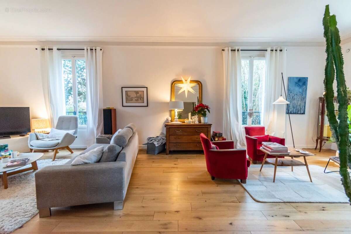 Maison à MONTMORENCY