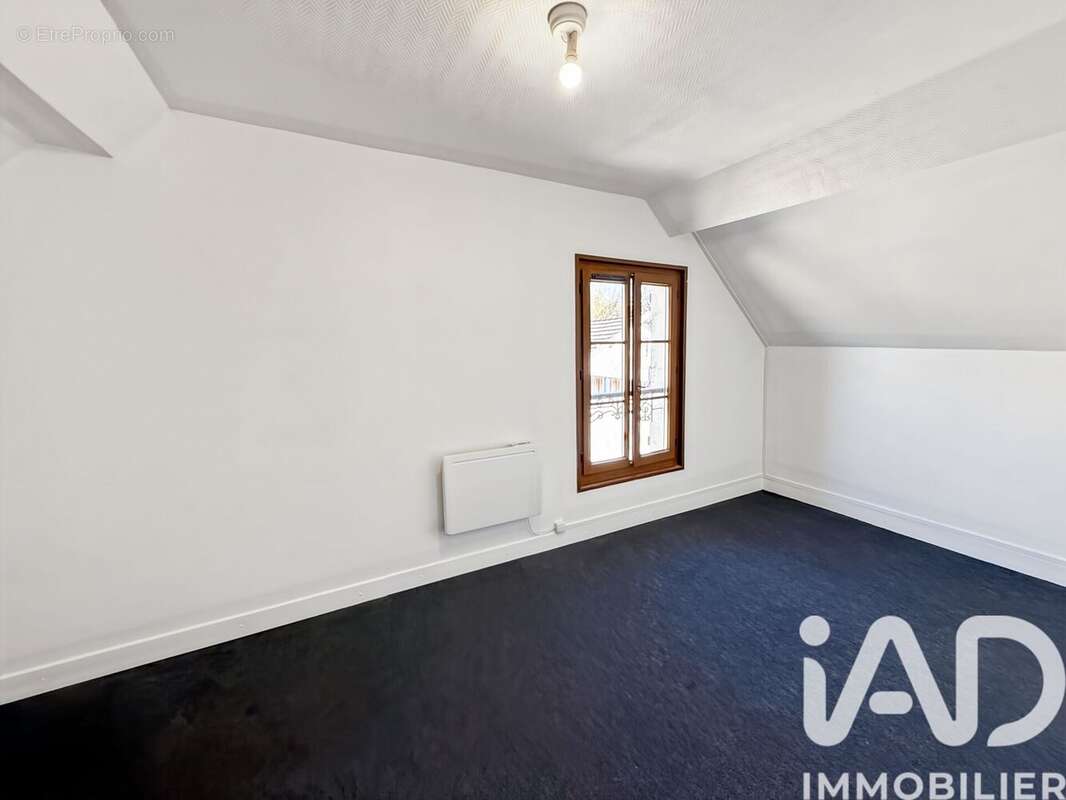 Photo 6 - Maison à COURLON-SUR-YONNE