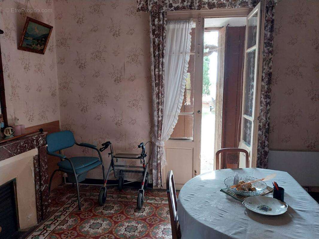 Maison à SAINT-GUIRAUD