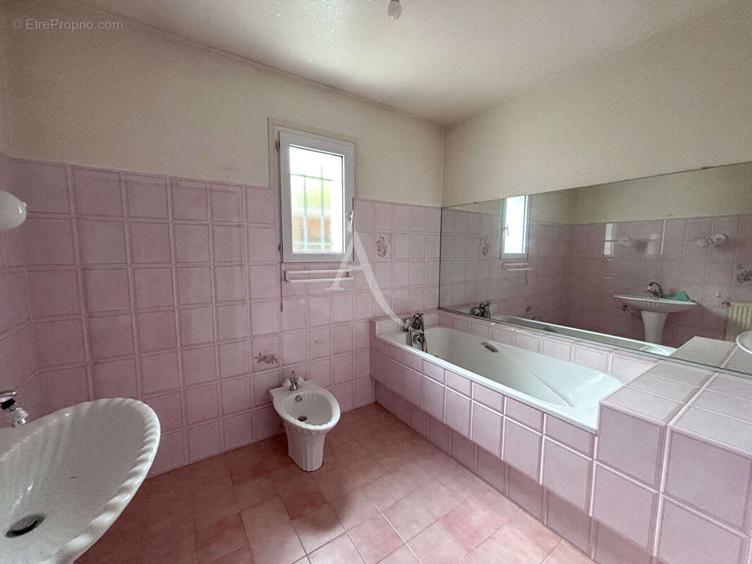 Maison à CHATEAU-GONTIER