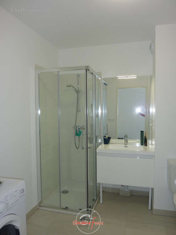 Beau studio proche de toutes commodites avec parking en sous-sol - photo 4