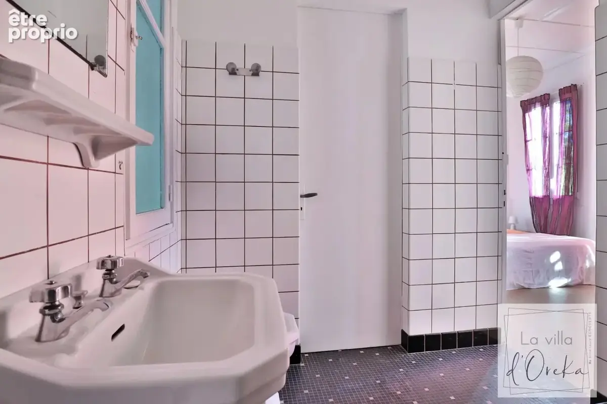 Remarquable Villa de 150m2 avec dépendance à 5mn de l'océan - photo 9