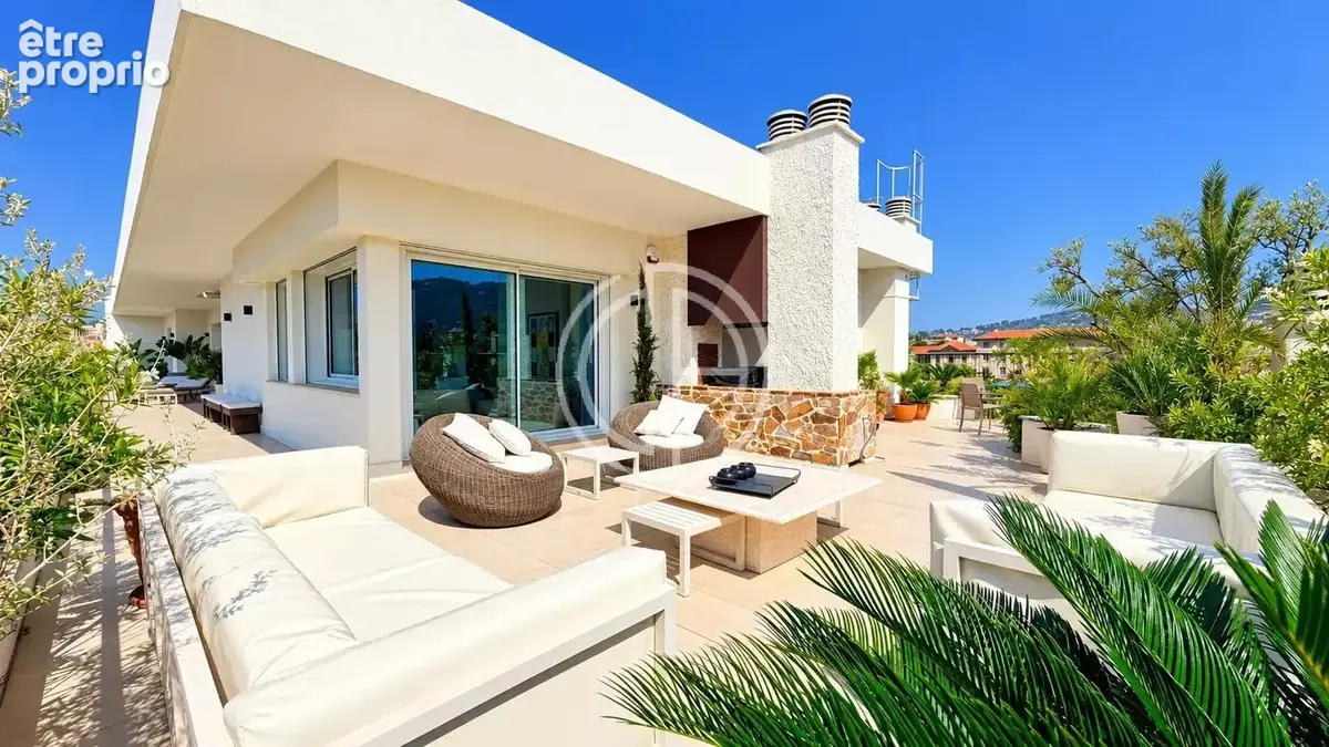 Penthouse - a pieds du centre de cannes - photo 8