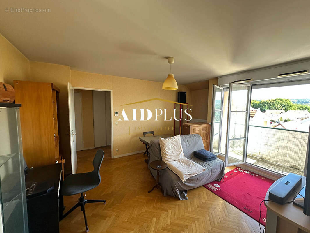 Appartement à LE PLESSIS-BOUCHARD