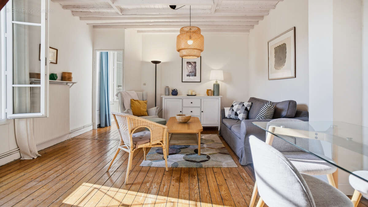 Appartement à FONTAINEBLEAU