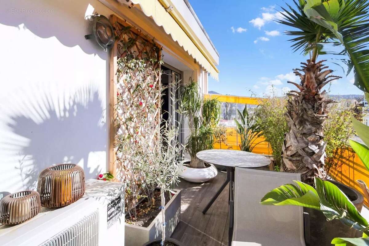 Appartement à NICE