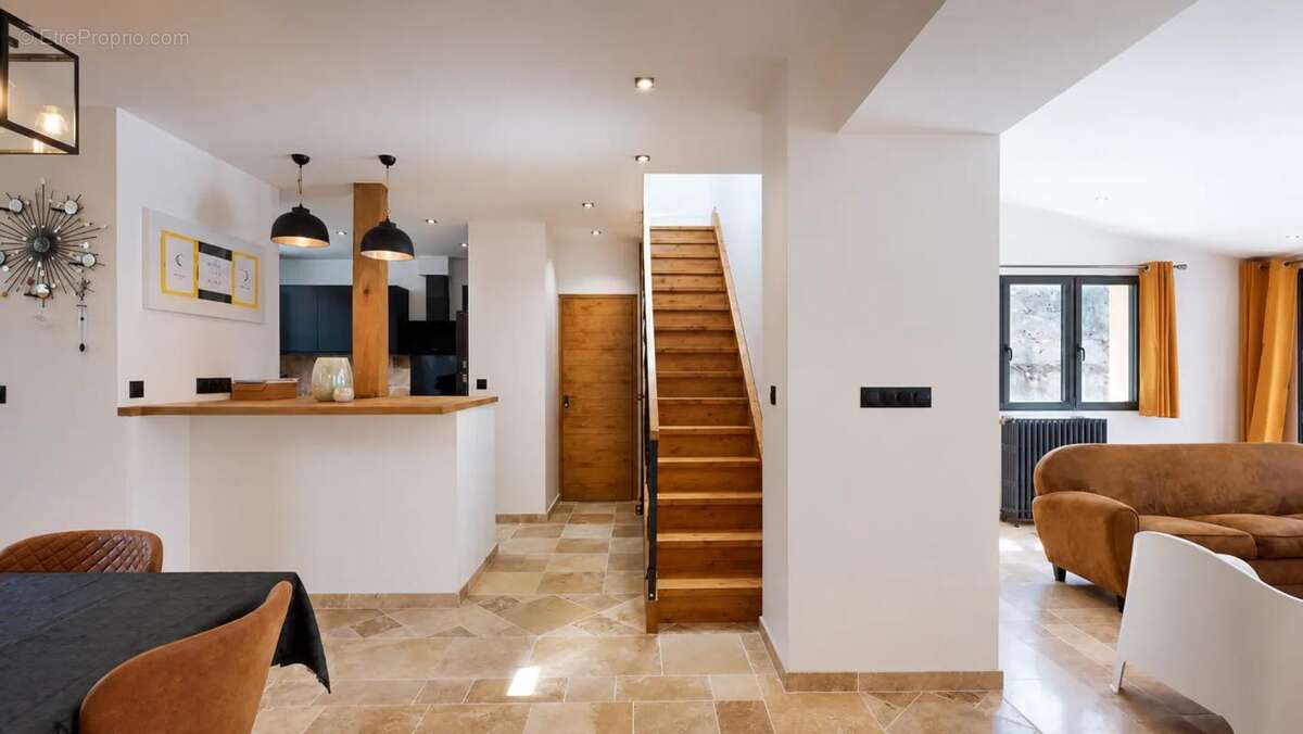 LONGNES 78980 - Maison de de 120 m² - 5 pièces avec 3 chambres et jardin - photo 6