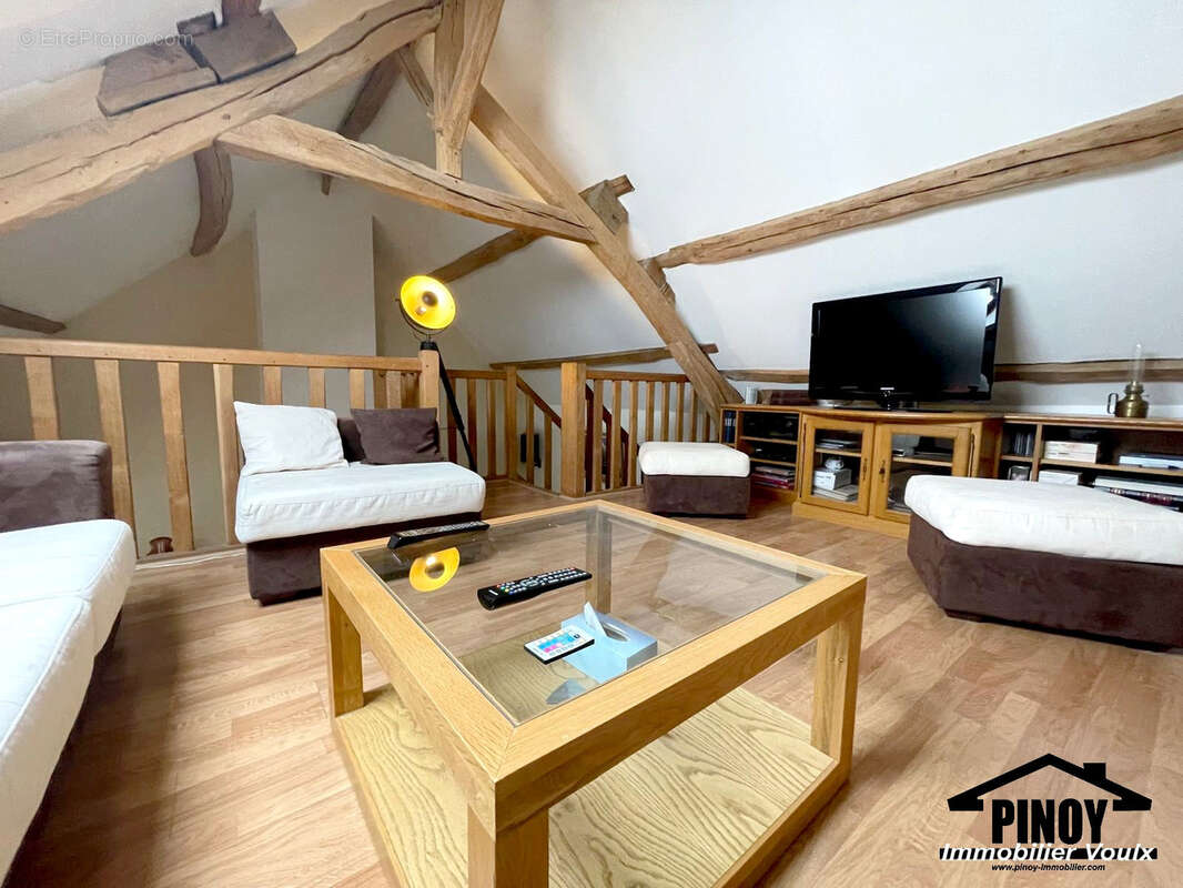 Maison à VILLETHIERRY