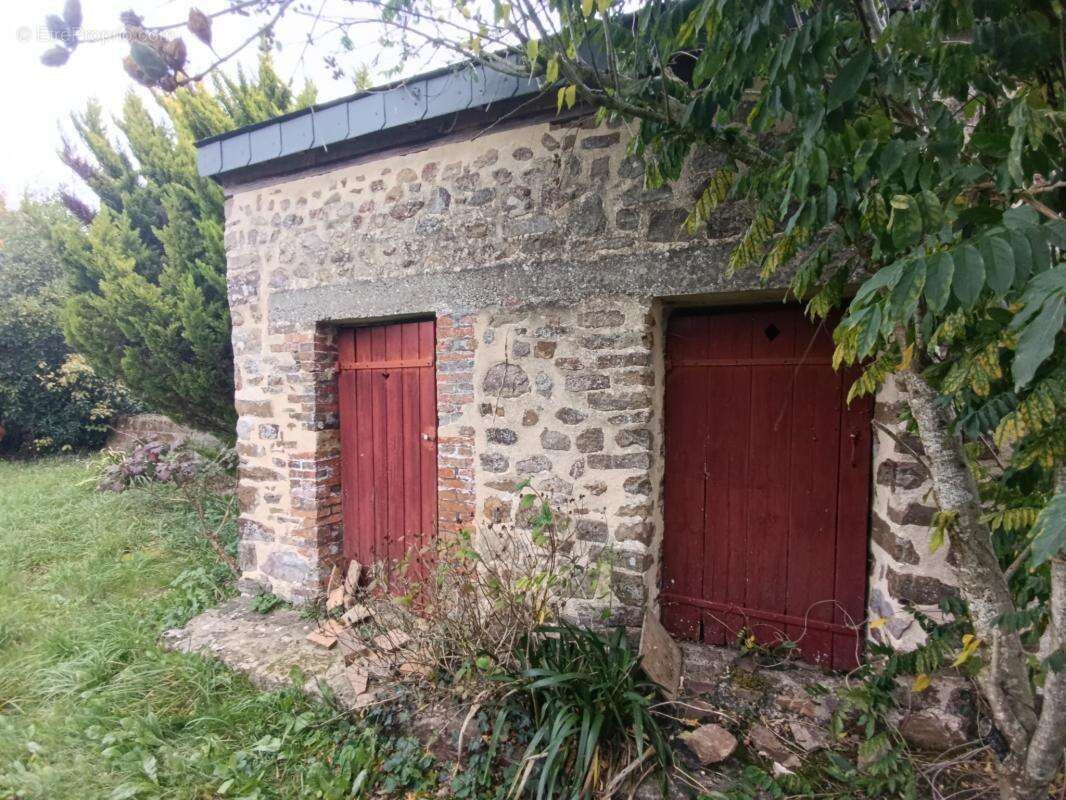 Maison à SAINT-DENIS-D'ORQUES