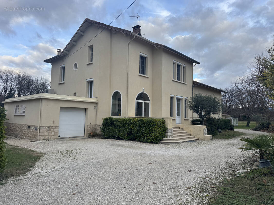 Maison à LA BATIE-ROLLAND