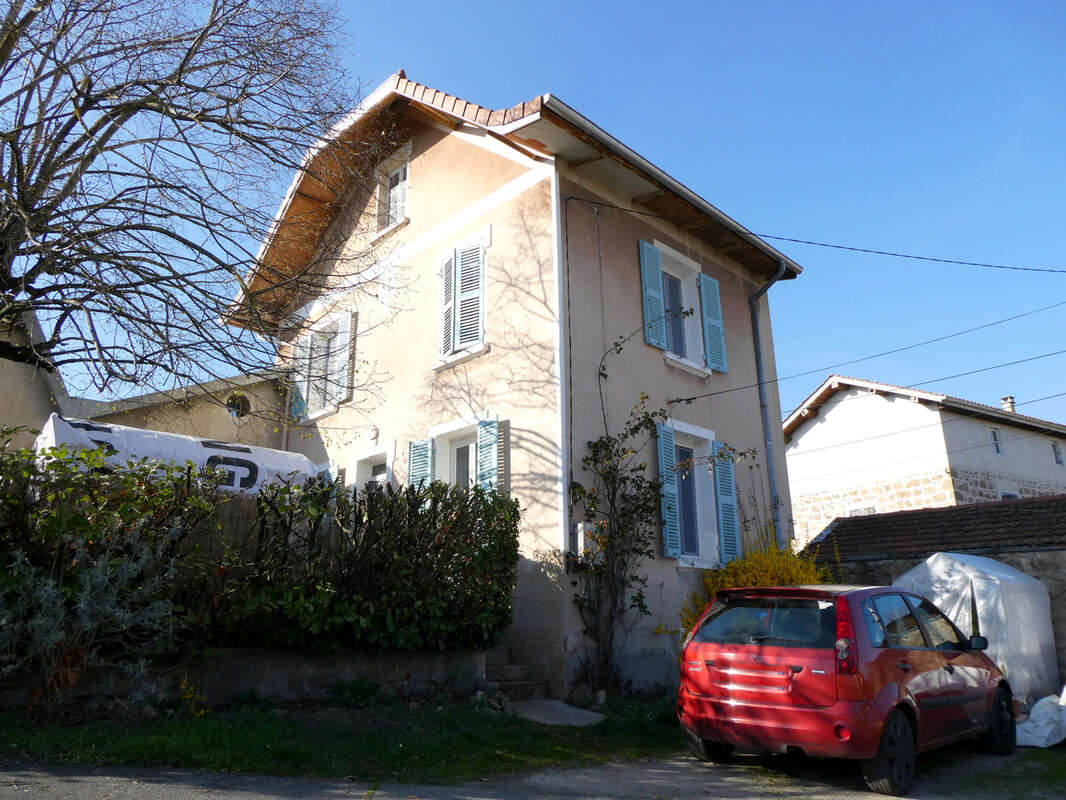 Maison à HAUTE-RIVOIRE