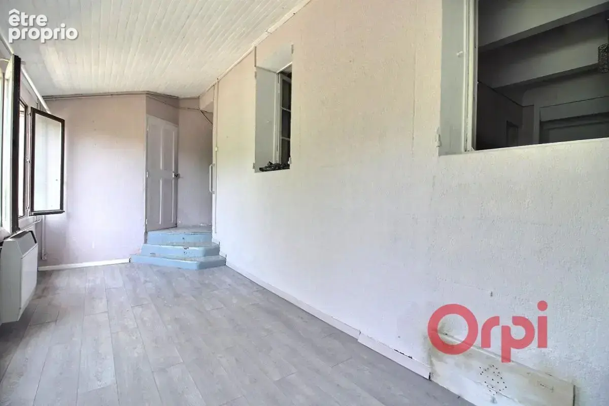 Rare à Endoume (13007) - Immeuble (10 pièces- 165m2) en mono-propriété avec jardin et aperçu mer - photo 12