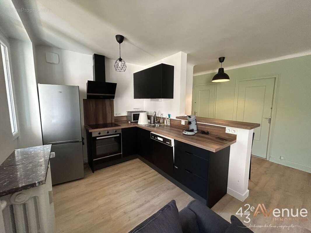 Appartement à SAINT-ETIENNE