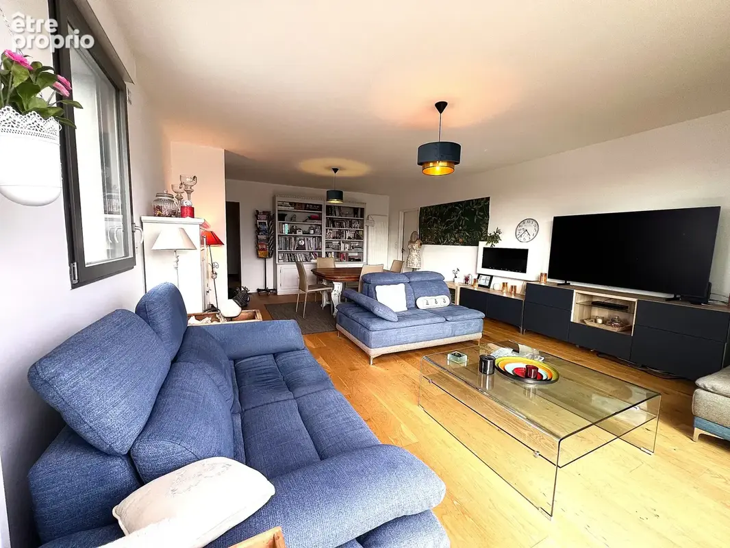 Appartement en duplex de 112m2 PMR de 3 chambres et 2 terrasses à Tours avec garage double boxé - photo 3