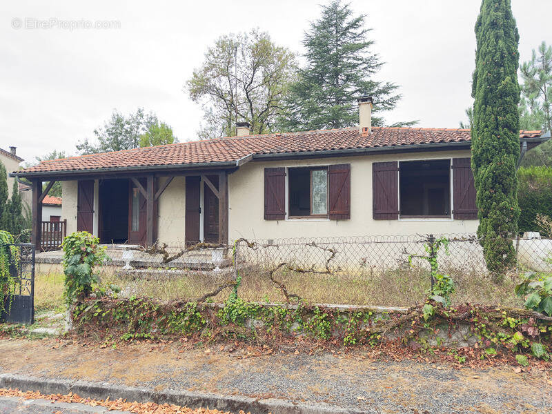Maison à CAZAUBON