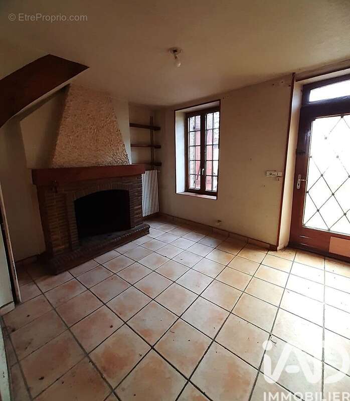 Photo 5 - Maison à ARCES-DILO