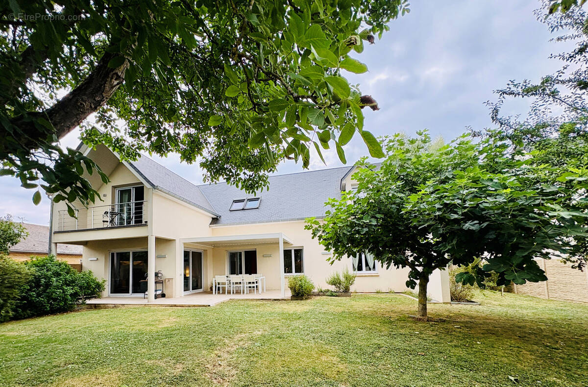 Maison à RUMIGNY
