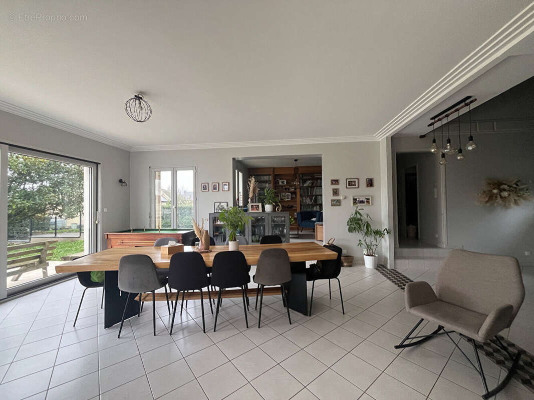 Maison à ARGENTRE-DU-PLESSIS