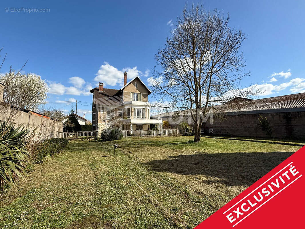 Maison à COSNE-COURS-SUR-LOIRE