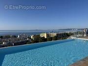 Appartement à SAINT-LAURENT-DU-VAR