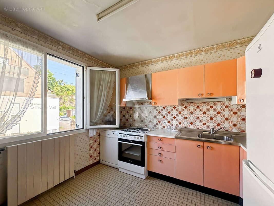 Maison Amfreville La Mi Voie 4 pièce(s) 88 m2 - photo 2