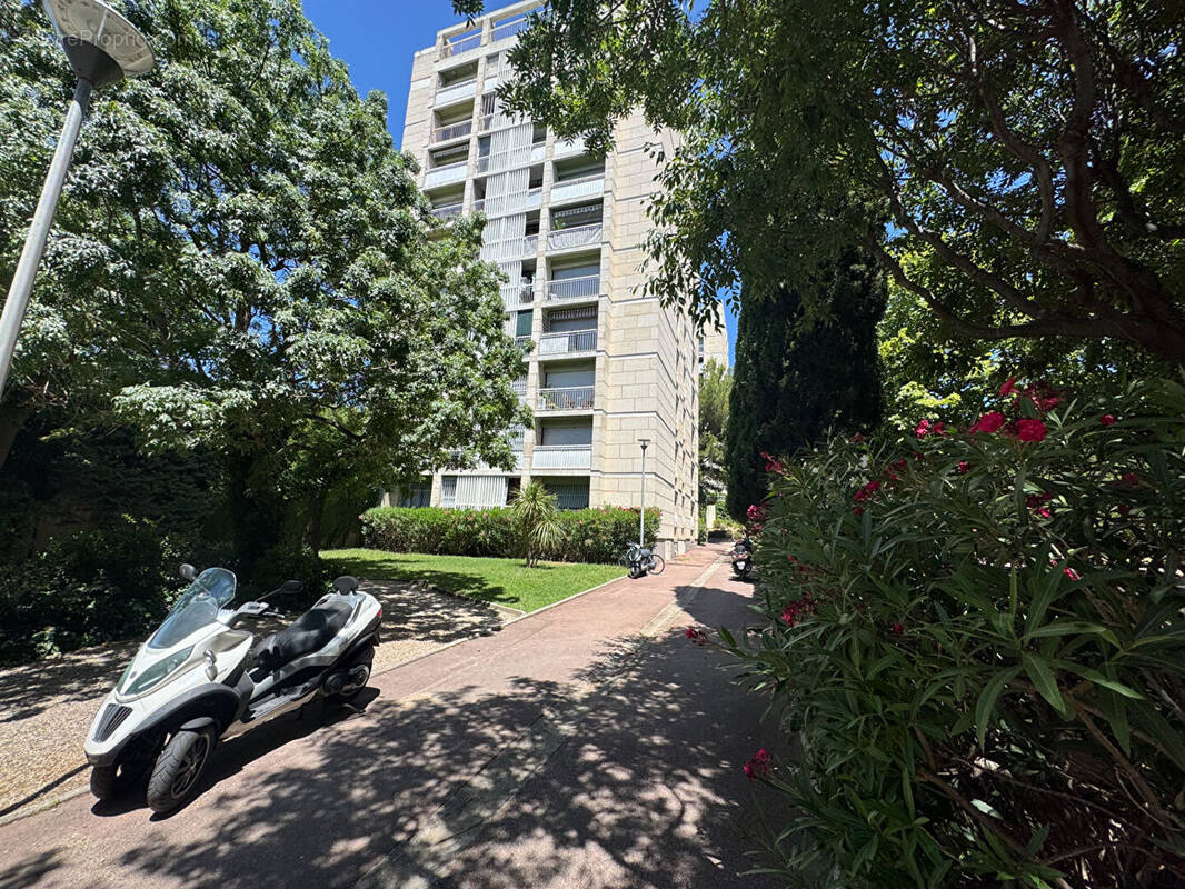 Autre à MARSEILLE-13E