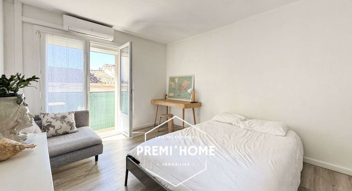 Appartement à MARSEILLE-5E